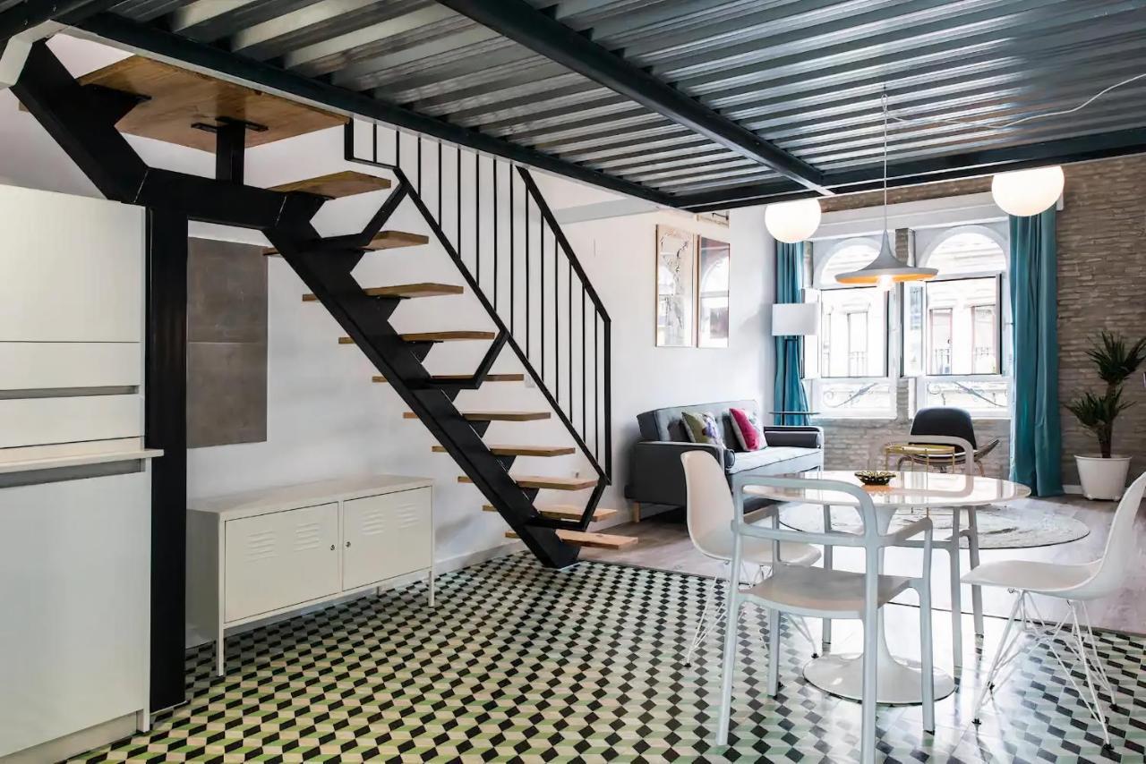 Апартаменти Pop Art Feria Luminoso Duplex Con Terraza Privada Севілья Екстер'єр фото
